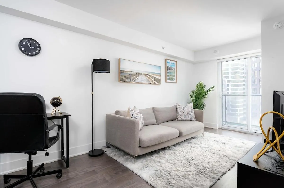 Downtown Condo With 2 Beds - Sleeps 3 By Yorkville Toronto 0*,